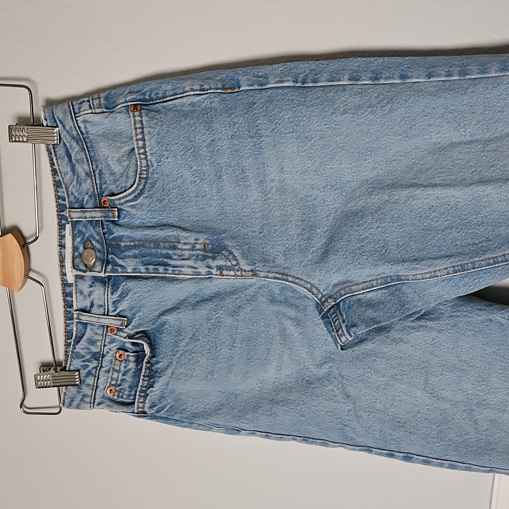 Topshop Distressed High Rise Mom Jeans Light Wash 25 Blue - Picture 2 of 11